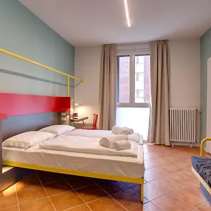 meininger-milano-garibaldi.italymilanhotels.net/